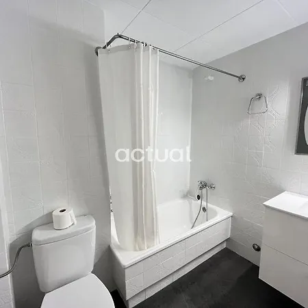 Apartment Super 1j
